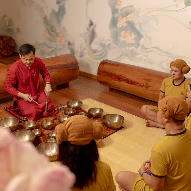Sống tròn đầy - Sống trọn vẹn.